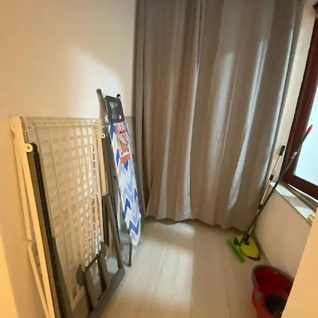 Anna Codice Iun R6300 Apartment